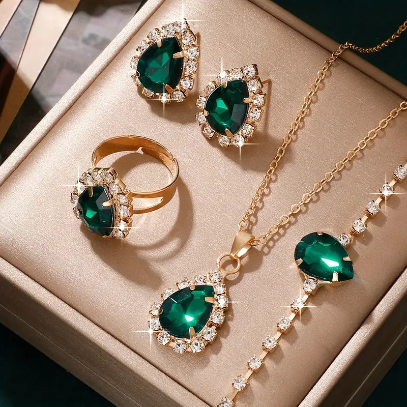 Helena – Emerald Gold Jewelry Set