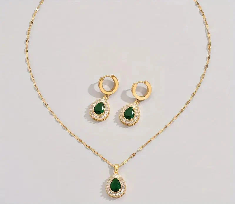 Aurelia – Emerald Teardrop Jewelry Set