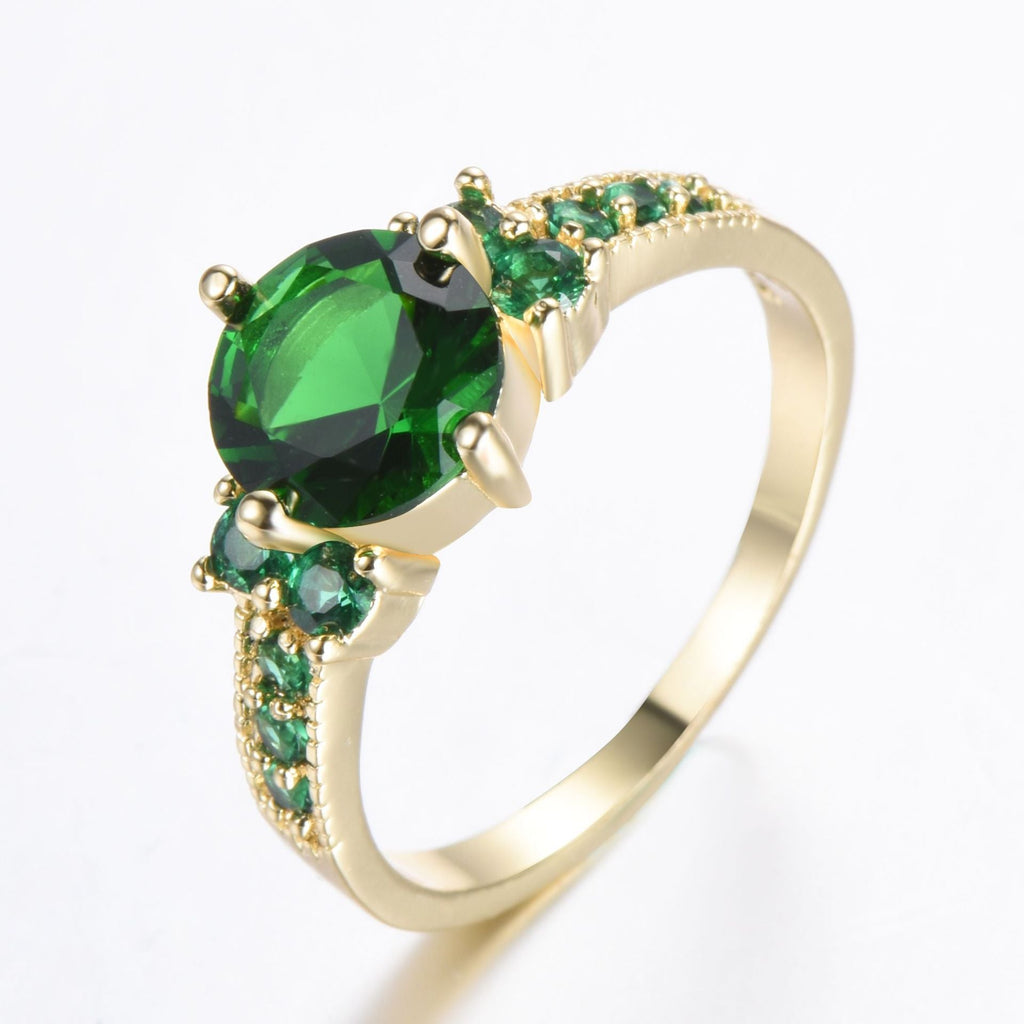 Liora – Emerald Halo Ring in Gold