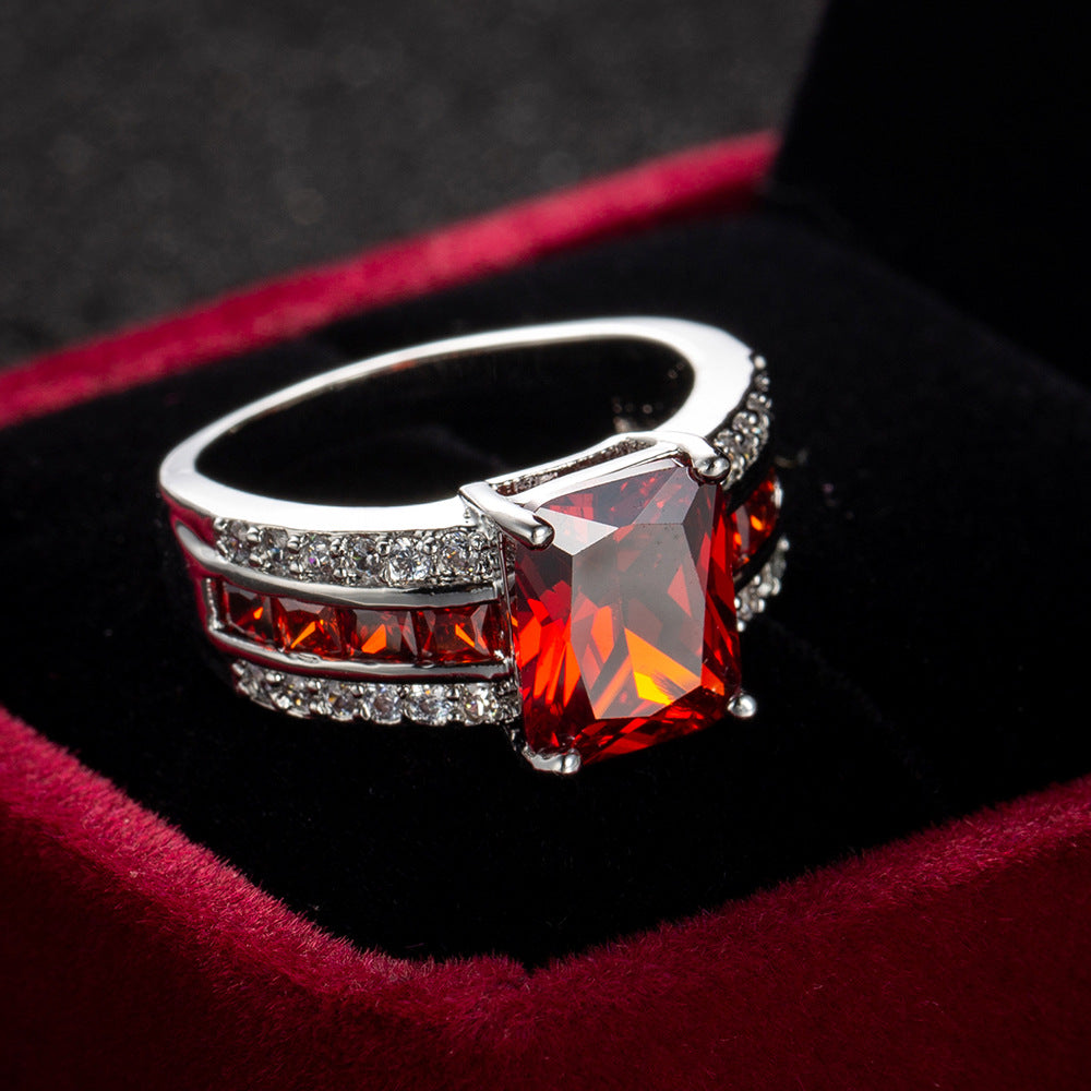 Liora – Redmont White Gold Ring