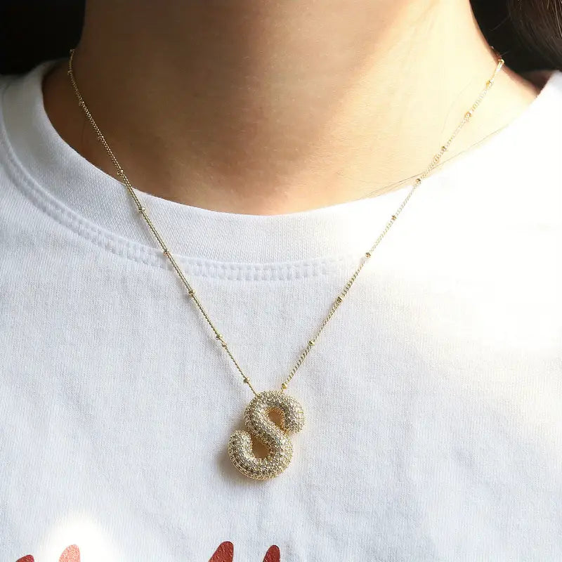 ubrey – Bubble Letter Gold Necklace