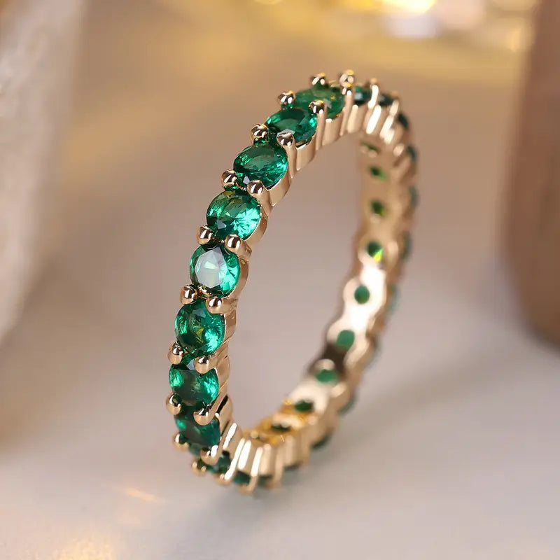 Dahlia – Emerald Eternity Ring