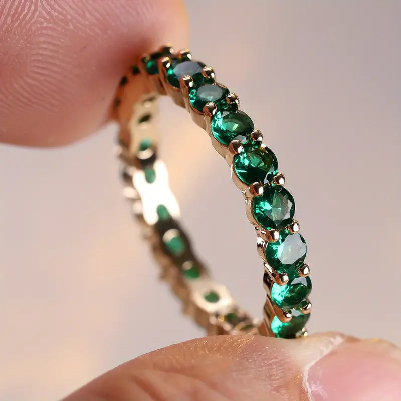 Dahlia – Emerald Eternity Ring