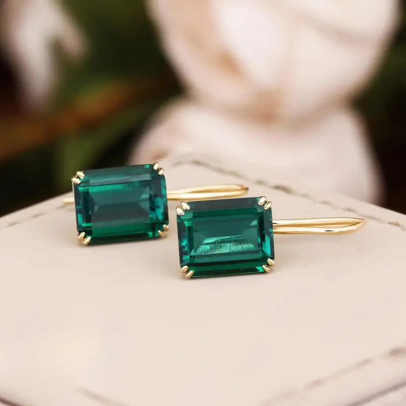 Talia – Emerald Gold Drop Earrings