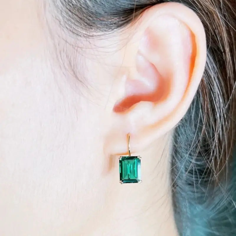 Talia – Emerald Gold Drop Earrings