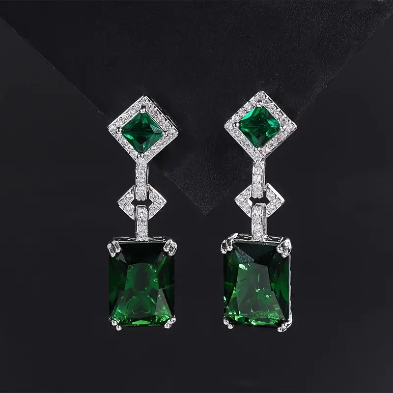 Marceline – White Gold Emerald Jewelry Set