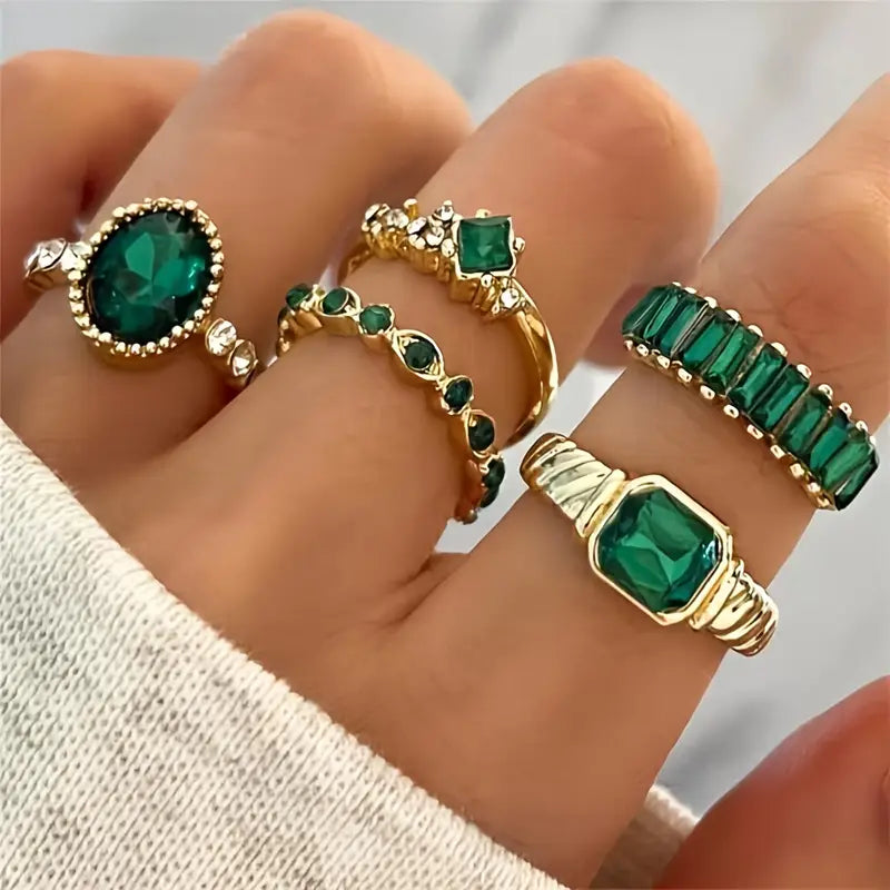 Juliette – Emerald Ring Set