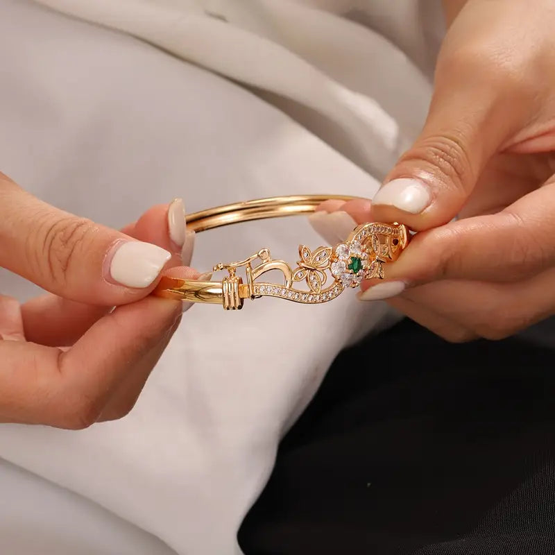 Keira – Emerald Floral Bracelet