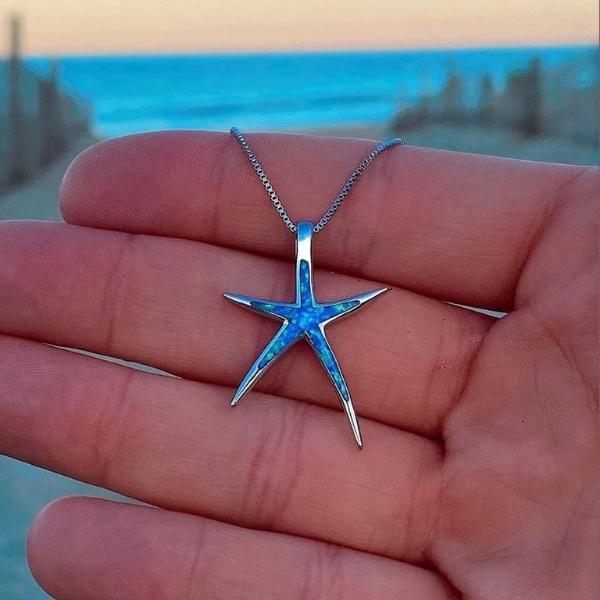 Kaia – Silver Starfish Pendant Necklace