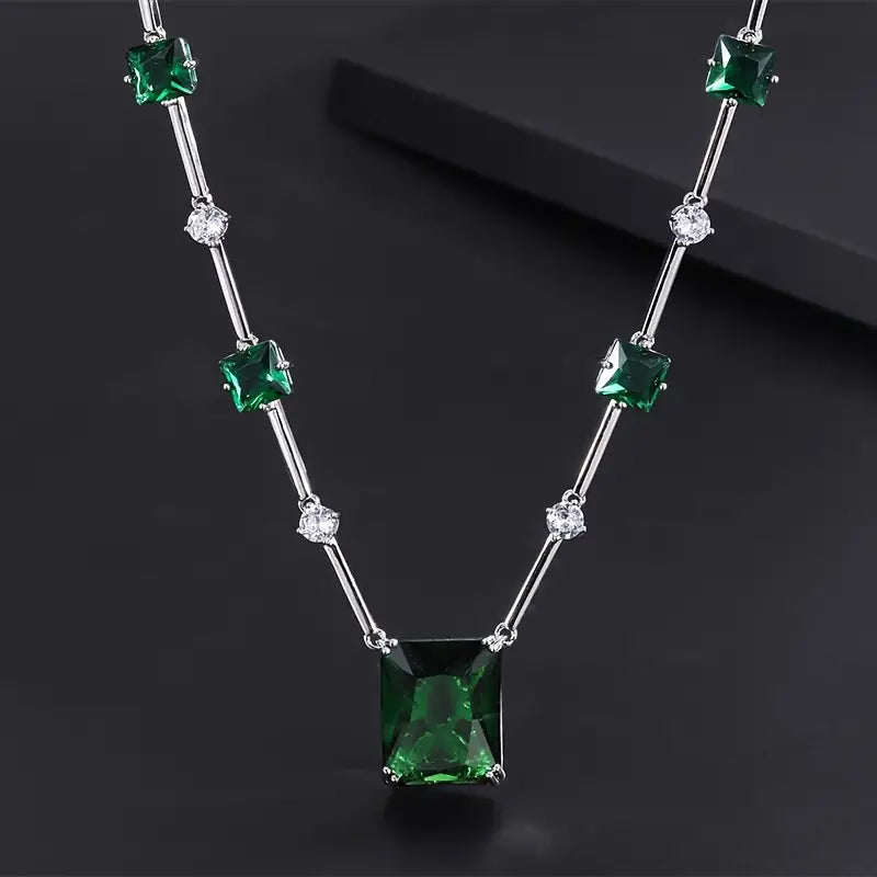 Marceline – White Gold Emerald Jewelry Set