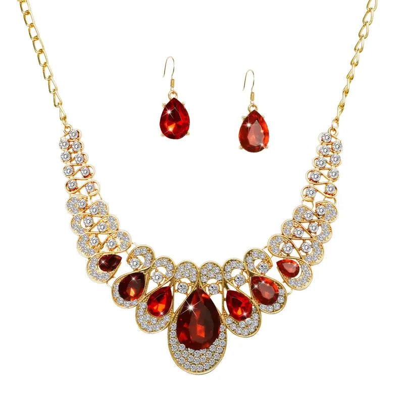 Marienne – Crimselle Gold Jewelry Set
