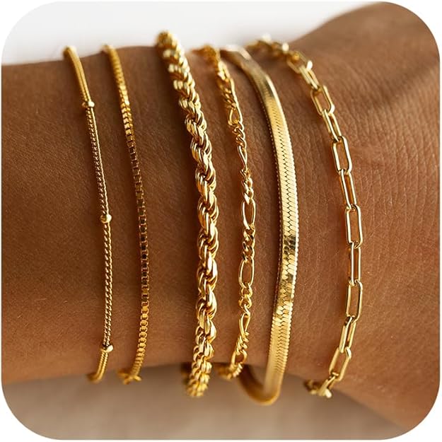 Isabella – Layered Gold Bracelet Set