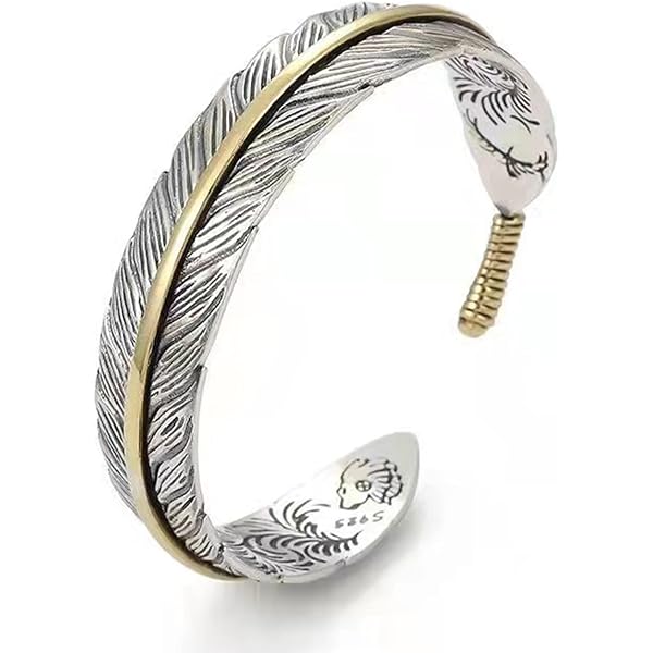 Ravenna – Feather Etched Silver Bracelet