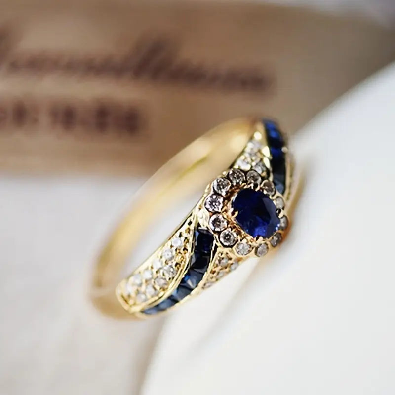 Maribel – Sapphire Gold Ring
