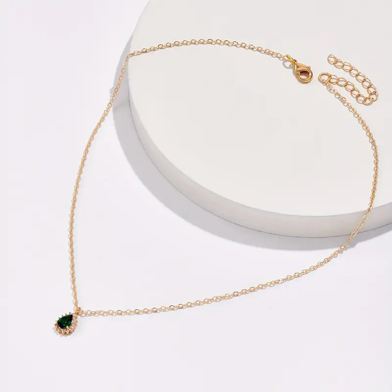 Elowen – Minimal Gold Chain Necklace