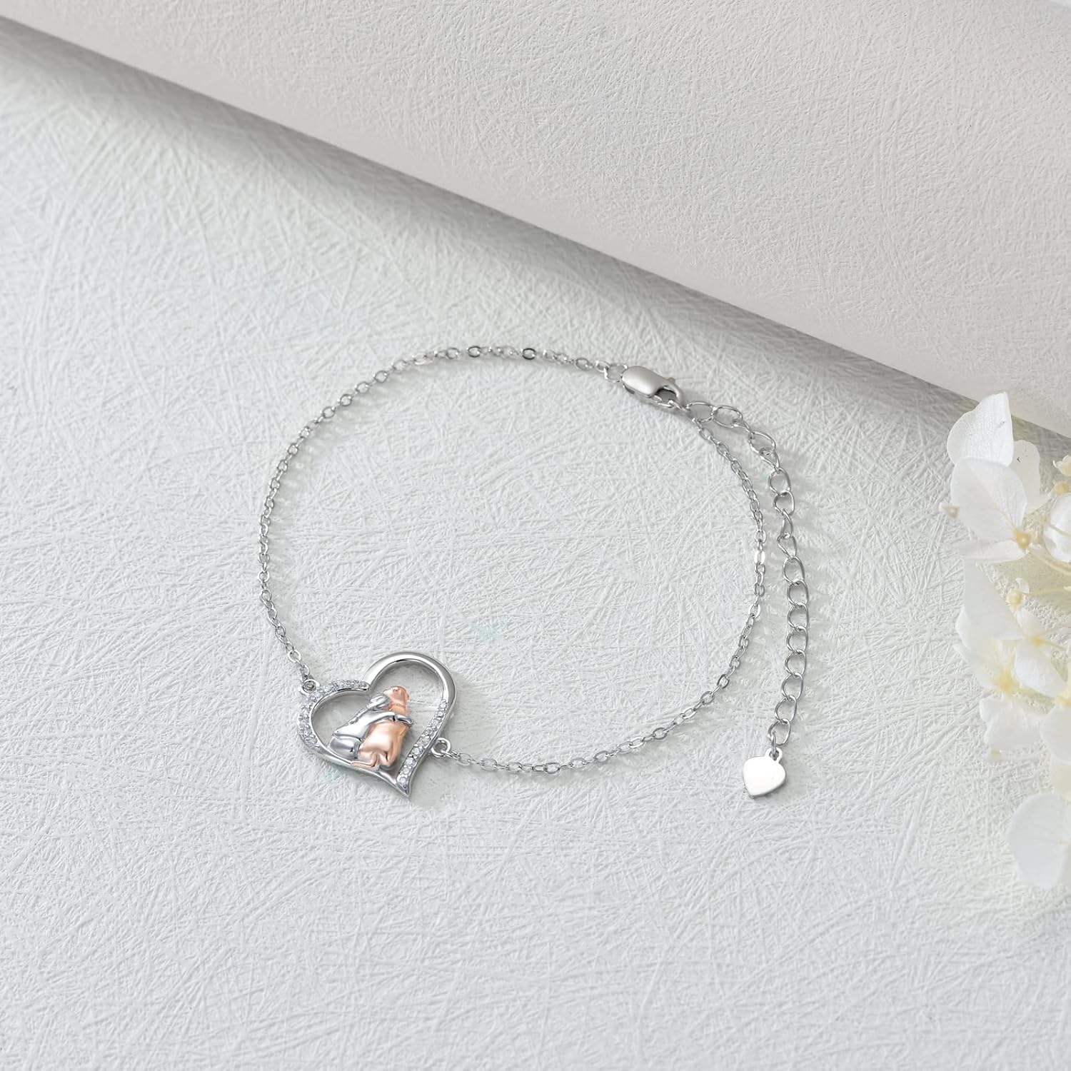 Aurelia – Heart Hug Pet Bracelet
