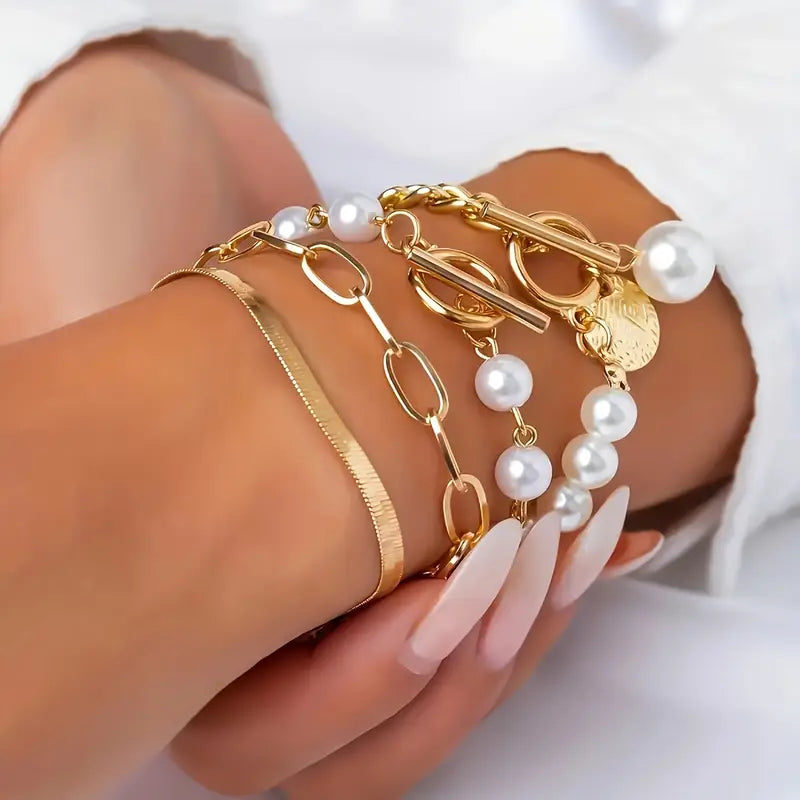 Alina – Layered Gold Bracelet Set