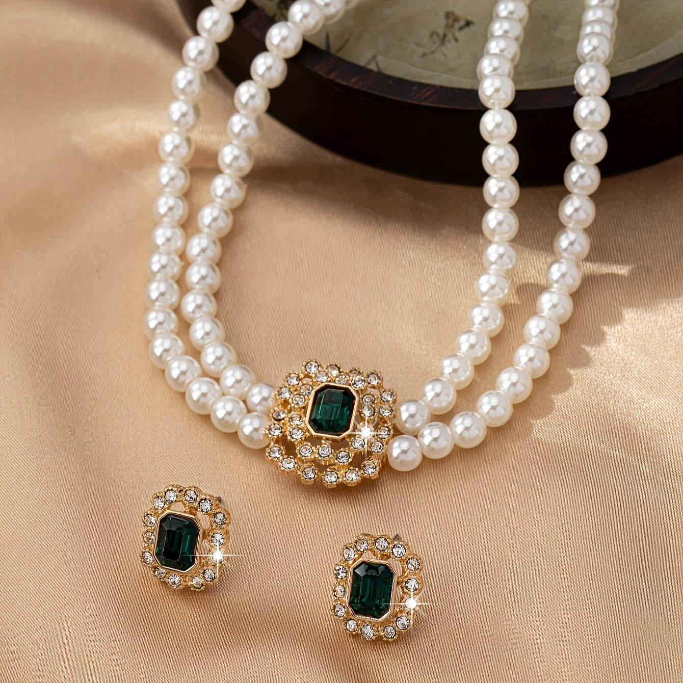 Alina – Emerald Pearl Jewelry Set