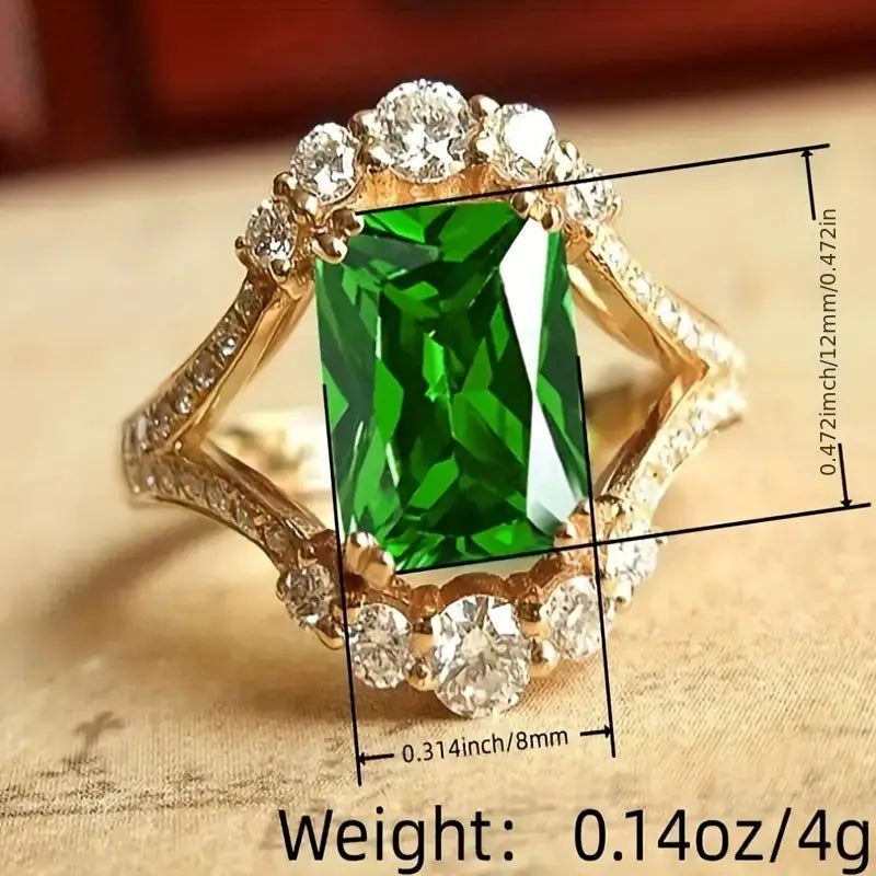Liana – Emerald Royale Ring