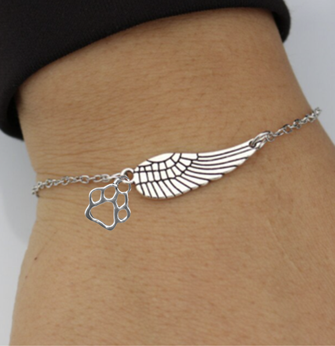 Elara – Angel Wing Paw Bracelet