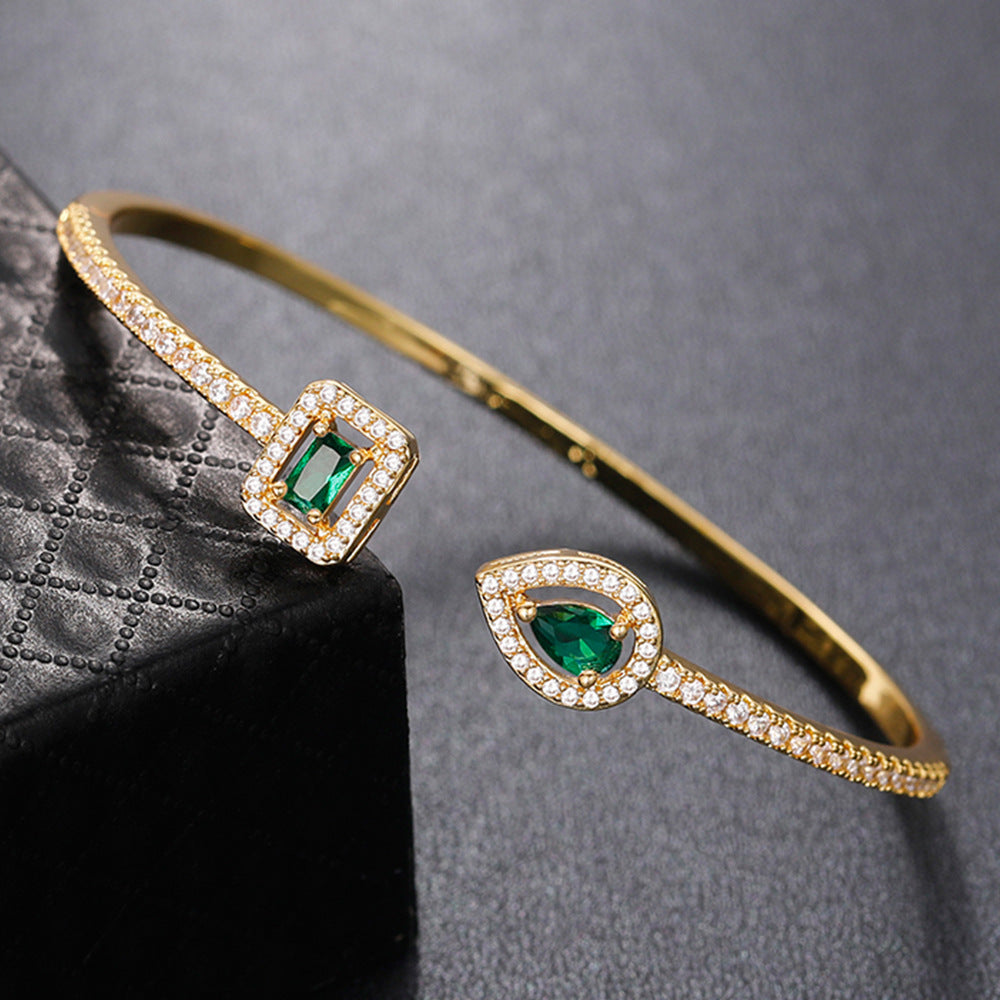 Lynelle – Dual Emerald Open Bracelet