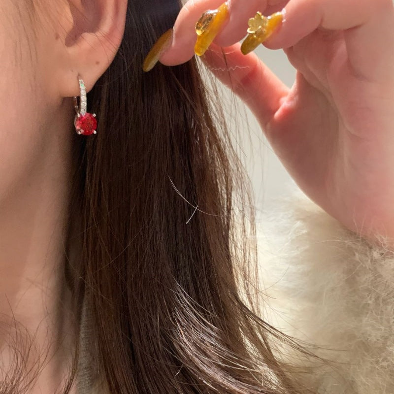 Aveline – Orvane White Gold Earrings