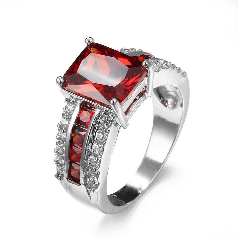 Liora – Redmont White Gold Ring