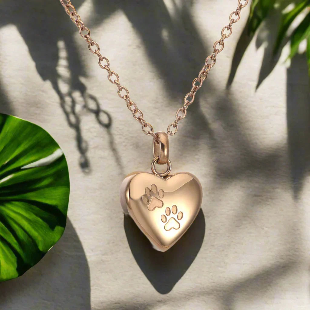 Elena – Heart Pawprint Necklace