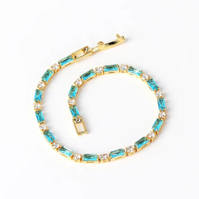 Lucia – Baguette Gold Bracelet