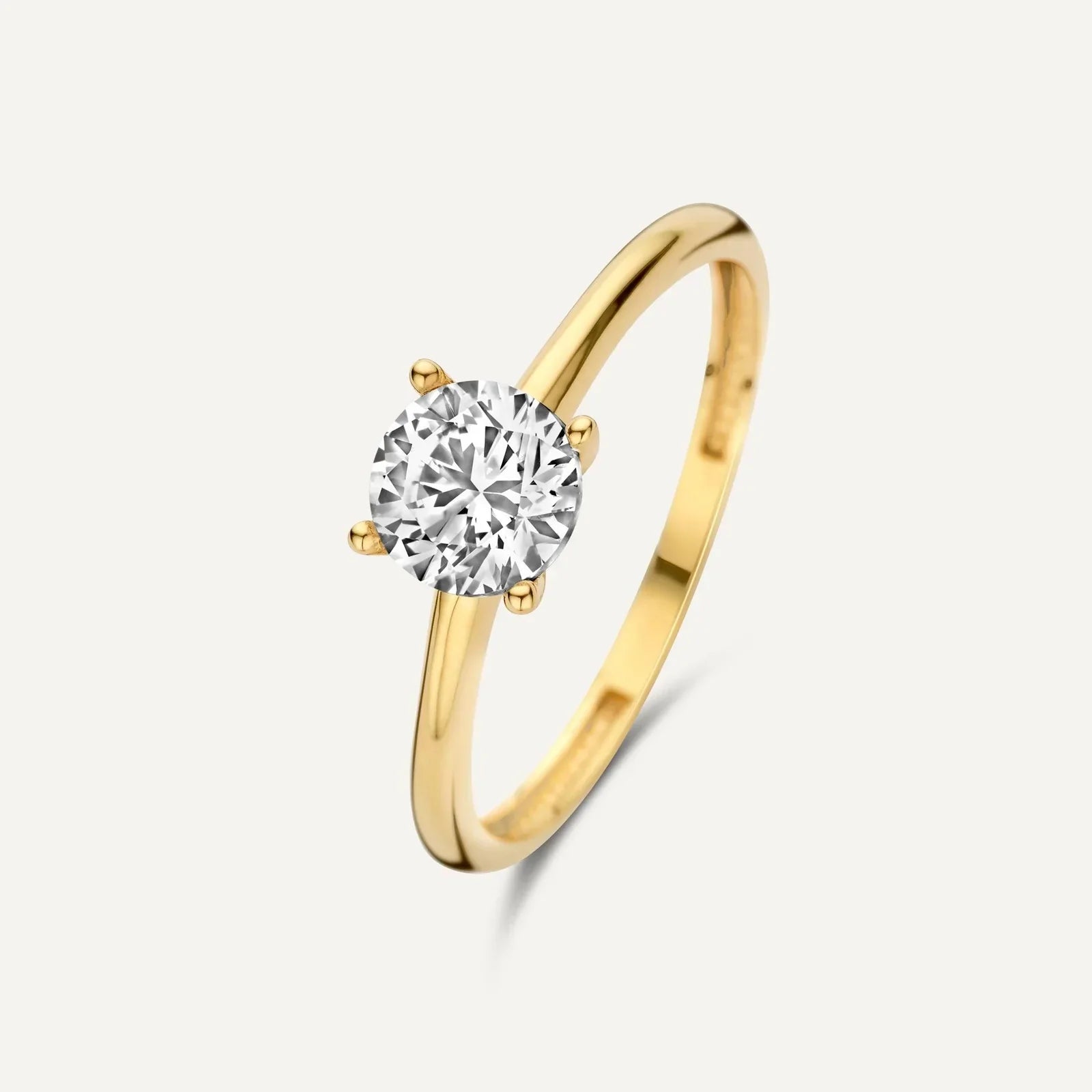 Savaya – Solitaire Gold Ring