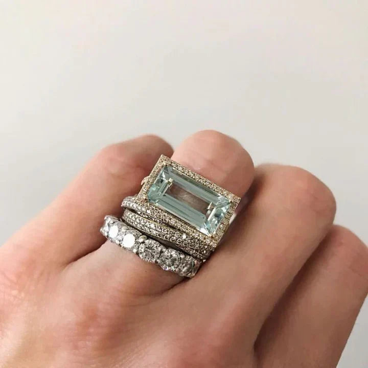 Maeve – Aquamarine Halo Ring