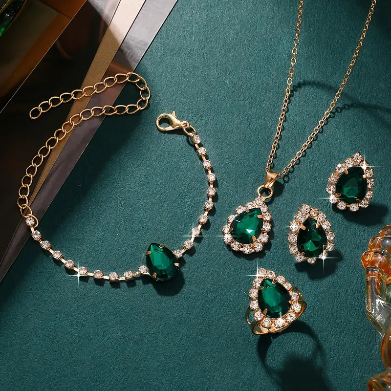 Helena – Emerald Gold Jewelry Set