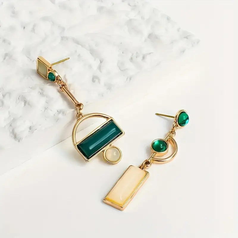 Brielle – Emerald Gold Geometric Earrings