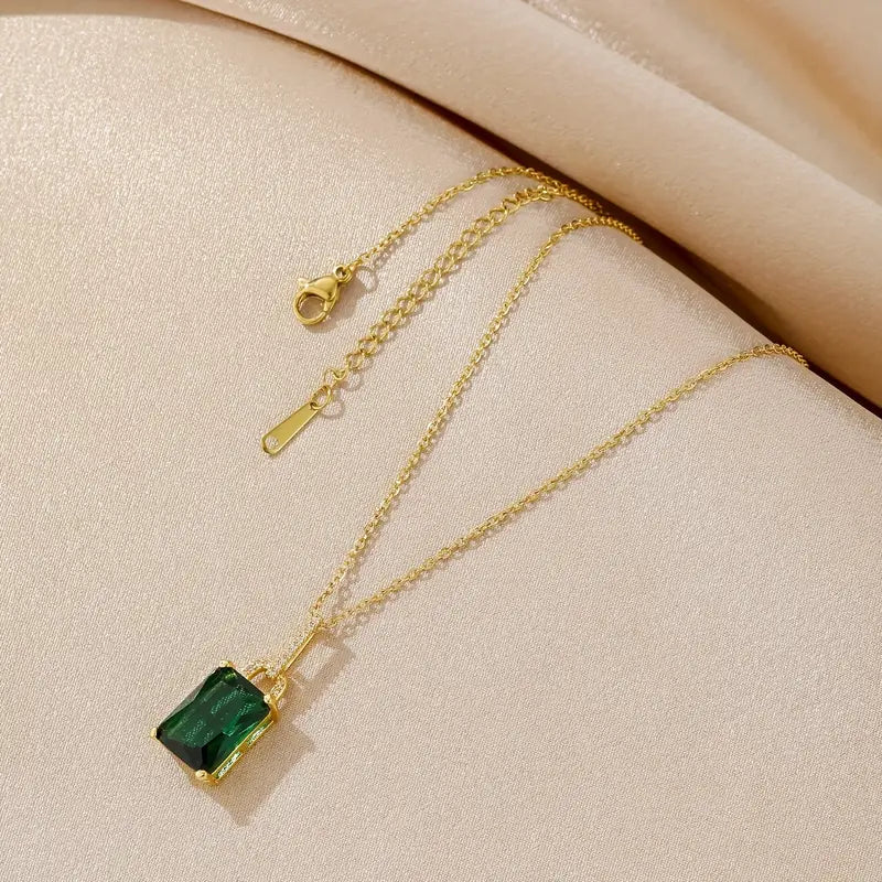 Alessia – Gold Emerald Adjustable Bracelet