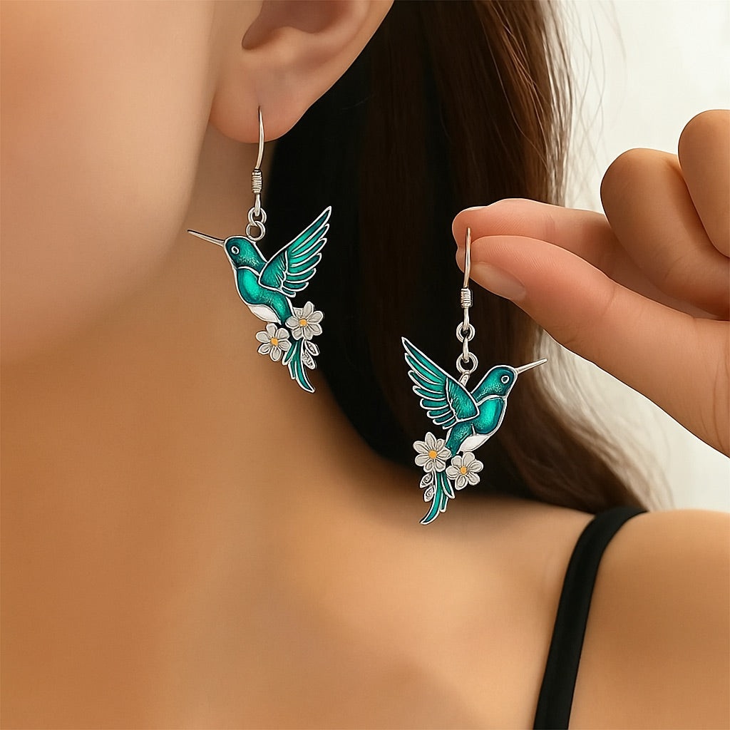 Milena – Hummingbird Flower Necklace with Bonus Earrings