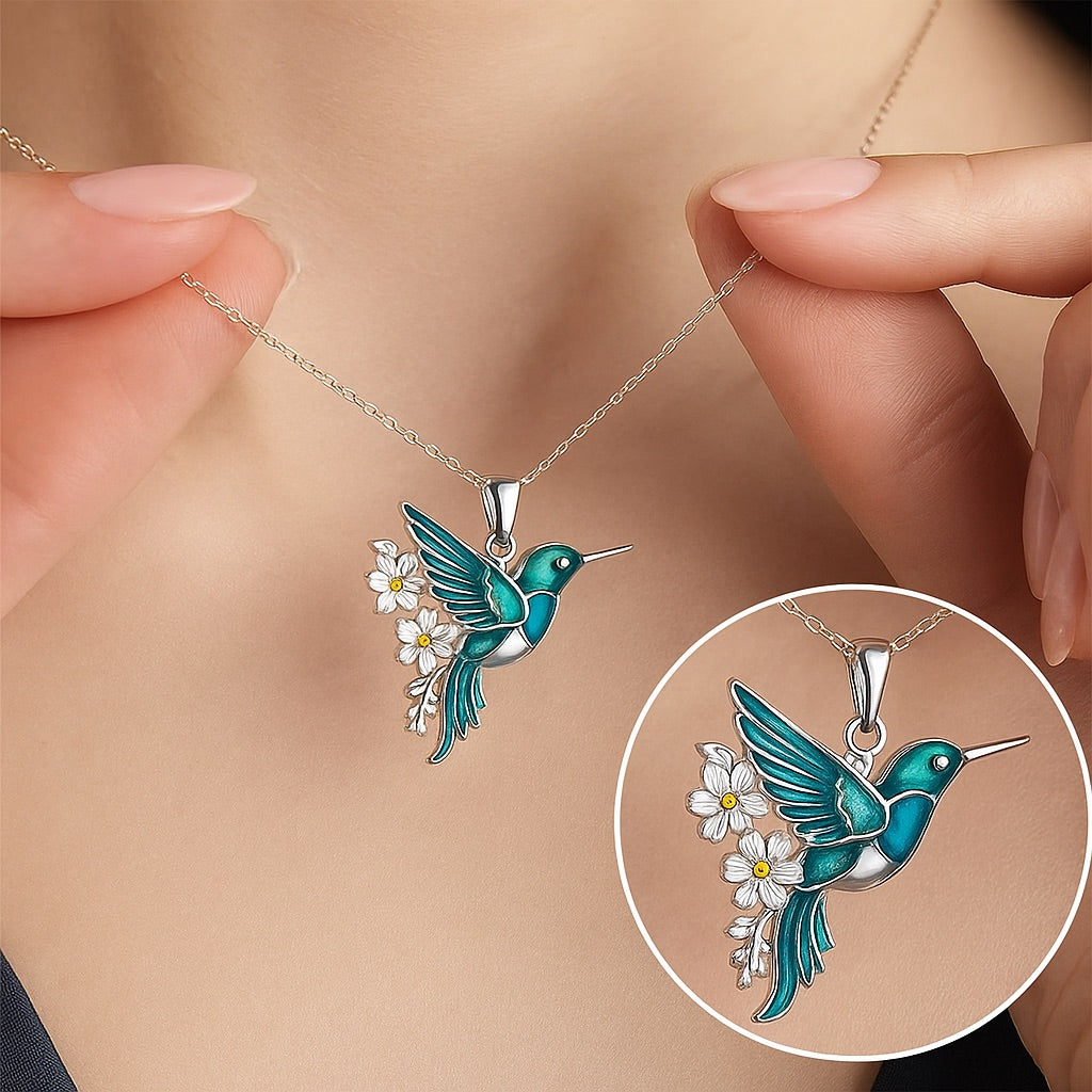 Milena – Hummingbird Flower Necklace with Bonus Earrings