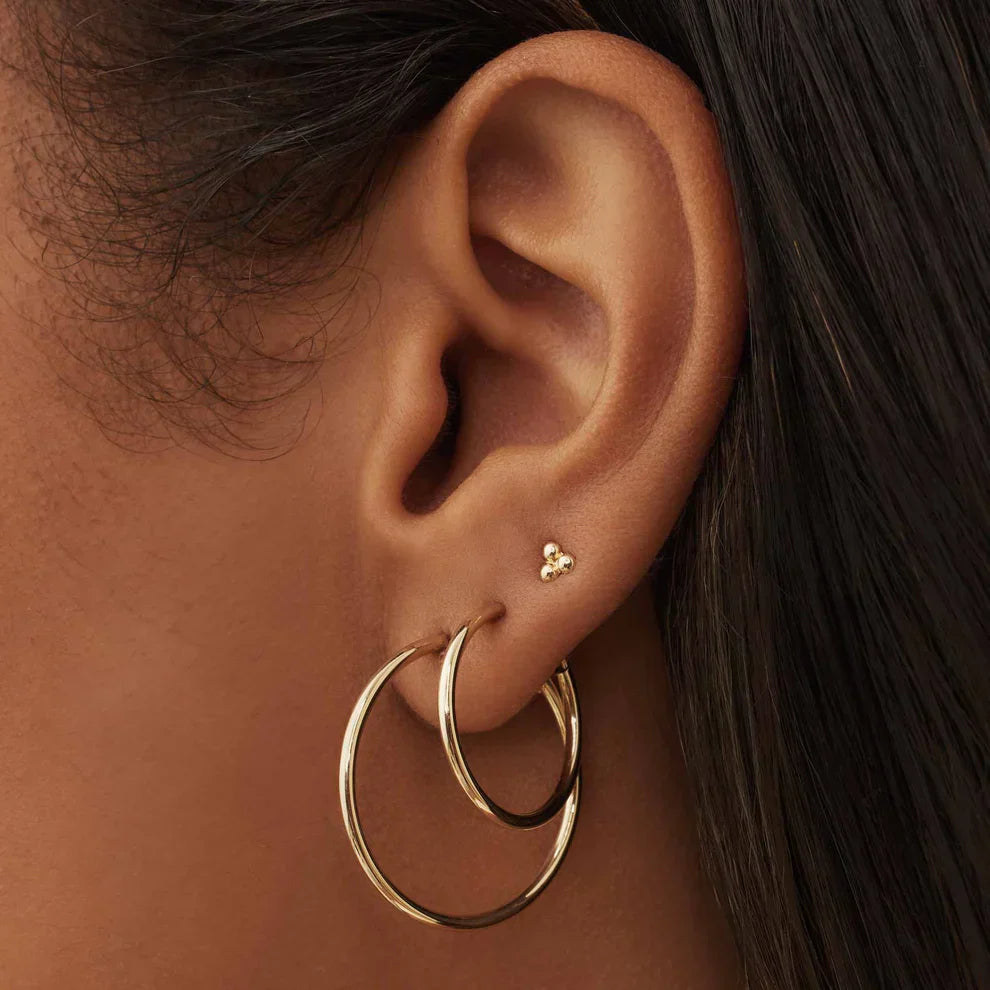 Mara – Sleek Gold Earrings